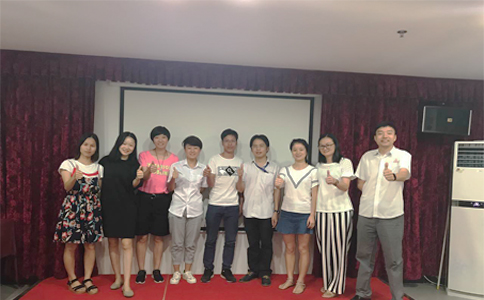  通發(fā)激光的家人們和各位美女初次見面！